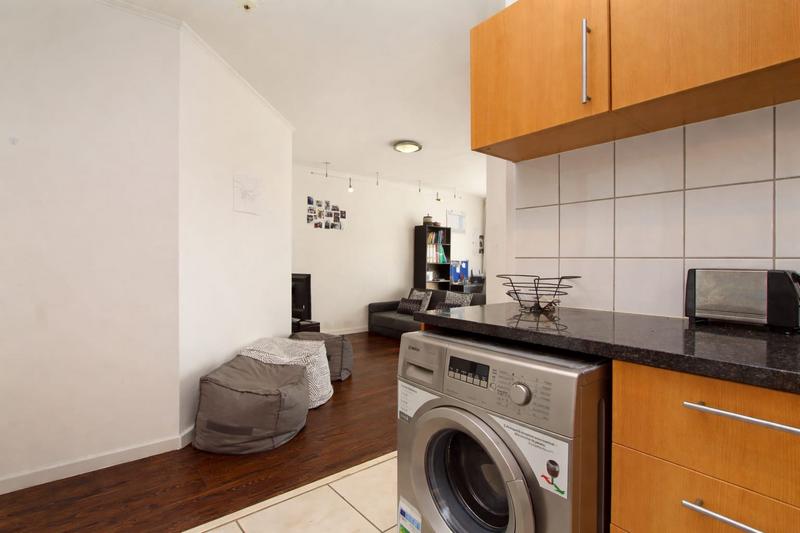 1 Bedroom Property for Sale in Claremont Western Cape